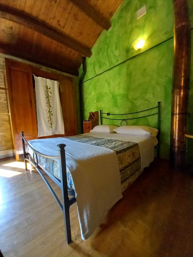 Casina La Quercia Apartamento Santa Sofia Exterior foto